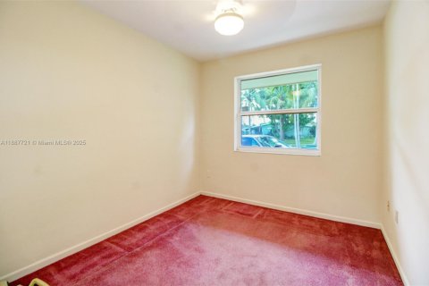 Villa ou maison à vendre à Cutler Bay, Floride: 4 chambres, 174.28 m2 № 1933129 - photo 20