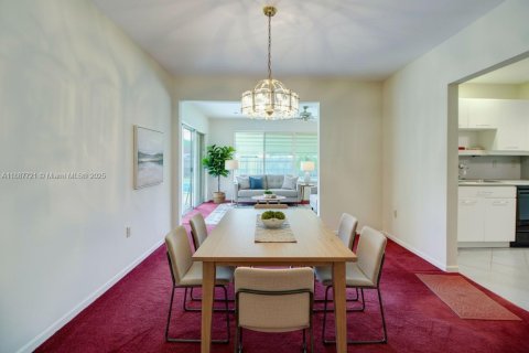 Villa ou maison à vendre à Cutler Bay, Floride: 4 chambres, 174.28 m2 № 1933129 - photo 7