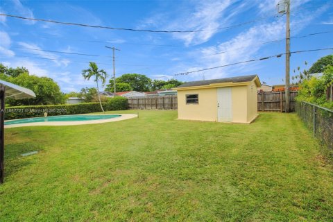 Villa ou maison à vendre à Cutler Bay, Floride: 4 chambres, 174.28 m2 № 1933129 - photo 30