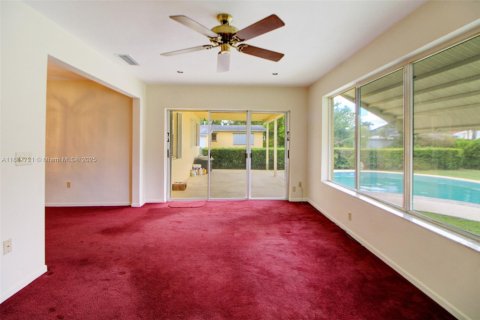 Villa ou maison à vendre à Cutler Bay, Floride: 4 chambres, 174.28 m2 № 1933129 - photo 26