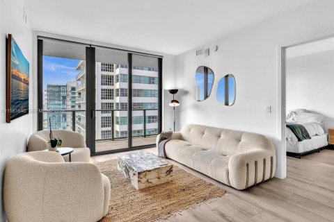 Condo in Miami, Florida, 2 bedrooms  № 2043153 - photo 22