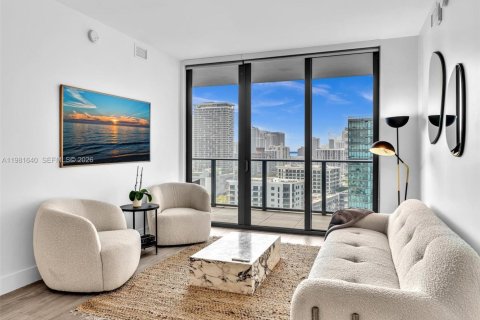 Condo in Miami, Florida, 2 bedrooms  № 2043153 - photo 21
