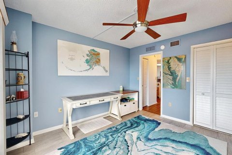 Condominio en venta en Saint Petersburg, Florida, 2 dormitorios, 103.12 m2 № 1812643 - foto 20