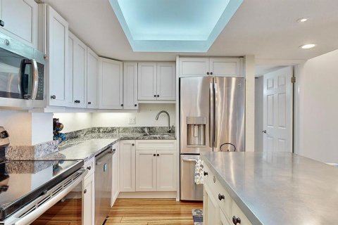 Condominio en venta en Saint Petersburg, Florida, 2 dormitorios, 103.12 m2 № 1812643 - foto 4