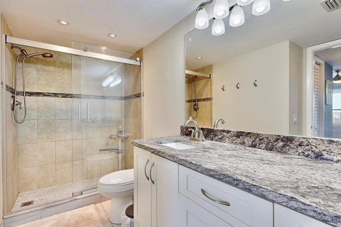 Condominio en venta en Saint Petersburg, Florida, 2 dormitorios, 103.12 m2 № 1812643 - foto 18