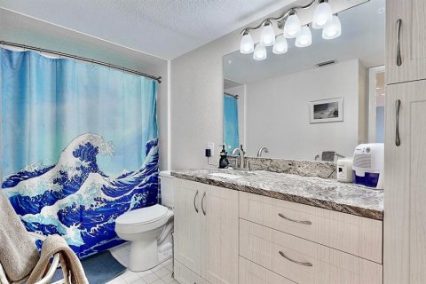 Condominio en venta en Saint Petersburg, Florida, 2 dormitorios, 103.12 m2 № 1812643 - foto 27
