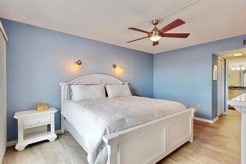 Condominio en venta en Saint Petersburg, Florida, 2 dormitorios, 103.12 m2 № 1812643 - foto 15