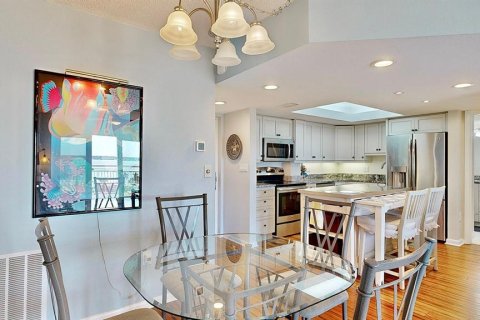 Condominio en venta en Saint Petersburg, Florida, 2 dormitorios, 103.12 m2 № 1812643 - foto 11