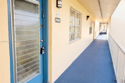 Copropriété à louer à Delray Beach, Floride: 1 chambre, 70.61 m2 № 2176088 - photo 4