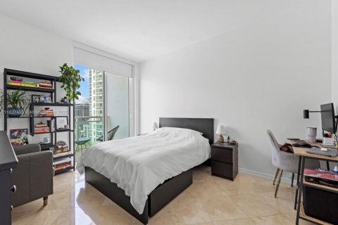 Condo in Miami, Florida, 2 bedrooms  № 1798927 - photo 9
