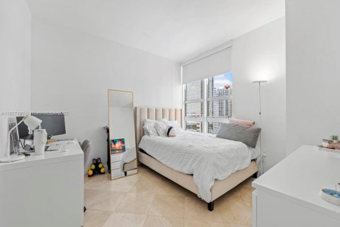 Condo in Miami, Florida, 2 bedrooms  № 1798927 - photo 14