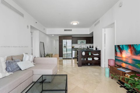 Condo in Miami, Florida, 2 bedrooms  № 1798927 - photo 8