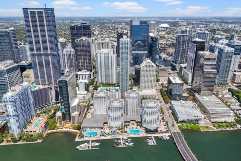 Condo in Miami, Florida, 2 bedrooms  № 1798927 - photo 21