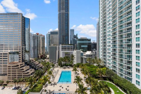 Condo in Miami, Florida, 2 bedrooms  № 1798927 - photo 19