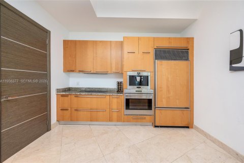 Copropriété à louer à Sunny Isles Beach, Floride: 3 chambres, 195.65 m2 № 1998129 - photo 7