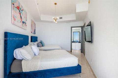 Copropriété à louer à Sunny Isles Beach, Floride: 3 chambres, 195.65 m2 № 1998129 - photo 9