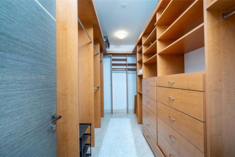 Copropriété à louer à Sunny Isles Beach, Floride: 3 chambres, 195.65 m2 № 1998129 - photo 14