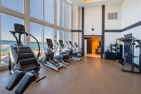 Copropriété à louer à Sunny Isles Beach, Floride: 3 chambres, 195.65 m2 № 1998129 - photo 27