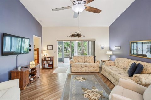 Casa en venta en New Port Richey, Florida, 3 dormitorios, 125.33 m2 № 2237347 - foto 8