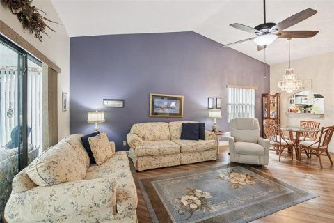 Casa en venta en New Port Richey, Florida, 3 dormitorios, 125.33 m2 № 2237347 - foto 5