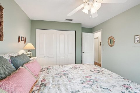 Casa en venta en New Port Richey, Florida, 3 dormitorios, 125.33 m2 № 2237347 - foto 24