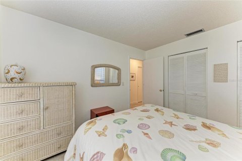 House in Bradenton, Florida 3 bedrooms, 153.29 sq.m. № 2103113 - photo 22