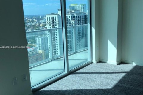 Condominio en alquiler en Miami, Florida, 49.24 m2 № 2071146 - foto 9