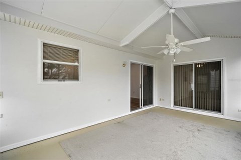 House in The Villages, Florida 2 bedrooms, 106.65 sq.m. № 1437960 - photo 23