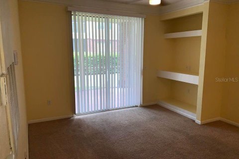 Condo in Orlando, Florida, 2 bedrooms  № 1885411 - photo 10