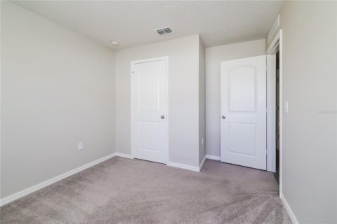Casa en venta en Poinciana, Florida, 4 dormitorios, 156.17 m2 № 2419188 - foto 9