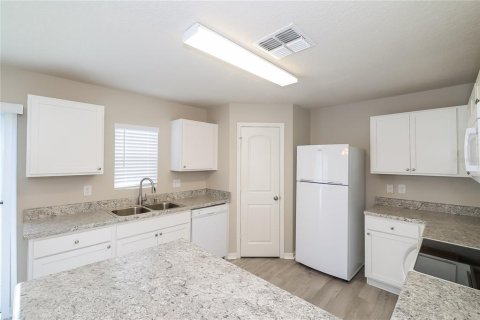 Casa en venta en Poinciana, Florida, 4 dormitorios, 156.17 m2 № 2419188 - foto 7