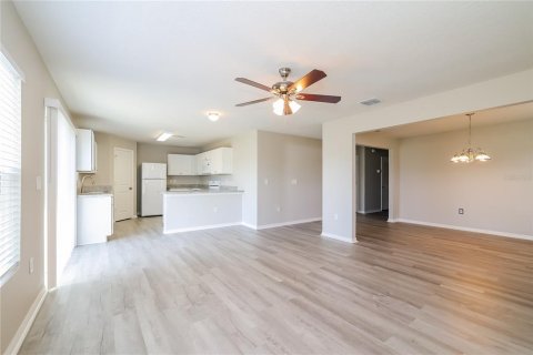 Casa en venta en Poinciana, Florida, 4 dormitorios, 156.17 m2 № 2419188 - foto 4