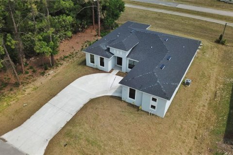 House in Palm Bay, Florida 4 bedrooms, 209.03 sq.m. № 1630989 - photo 18