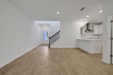 Touwnhouse à louer à Palm Coast, Floride: 3 chambres, 172.15 m2 № 2093572 - photo 2