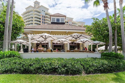 Condo in Key Biscayne, Florida, 3 bedrooms  № 2185802 - photo 8