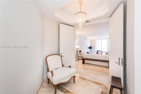 Condo in Key Biscayne, Florida, 3 bedrooms  № 2185802 - photo 23