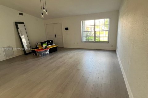 House in Homestead, Florida 3 bedrooms, 164.34 sq.m. № 1984438 - photo 16