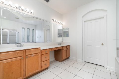 Купить виллу или дом в Фиш-Хок, Флорида 8 комнат, 287.81м2, № 1883633 - фото 15