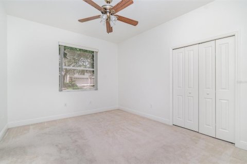 Villa ou maison à vendre à Fish Hawk, Floride: 5 chambres, 287.81 m2 № 1883633 - photo 16