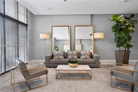 Condominio en venta en Miami, Florida, 2 dormitorios, 75.72 m2 № 1820161 - foto 6