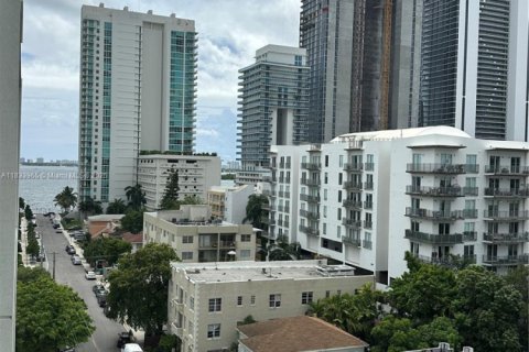 Condominio en venta en Miami, Florida, 2 dormitorios, 75.72 m2 № 1820161 - foto 28