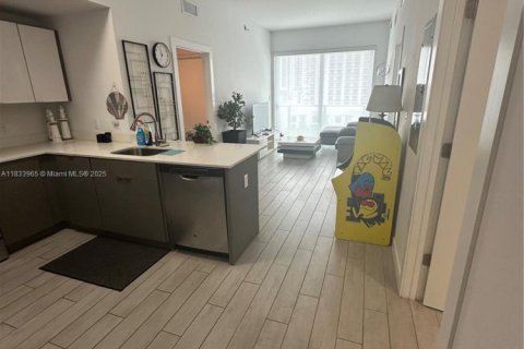 Condominio en venta en Miami, Florida, 2 dormitorios, 75.72 m2 № 1820161 - foto 13