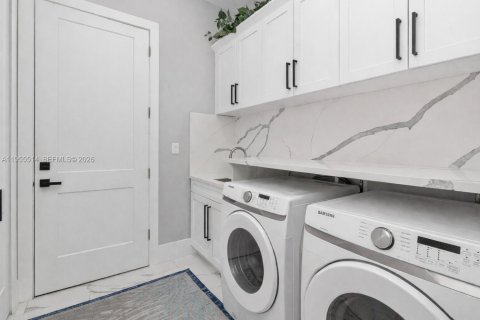 Casa en venta en Naples, Florida, 4 dormitorios, 258.55 m2 № 2009808 - foto 26