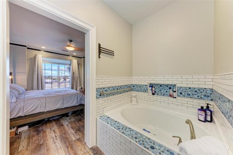 Townhouse in Apollo Beach, Florida 3 bedrooms, 218.32 sq.m. № 1821426 - photo 24
