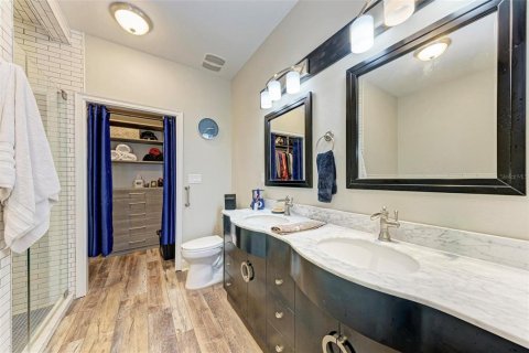 Townhouse in Apollo Beach, Florida 3 bedrooms, 218.32 sq.m. № 1821426 - photo 23