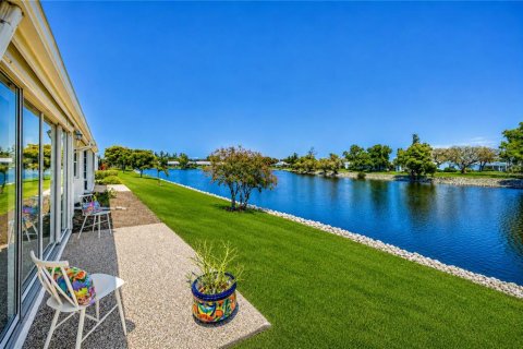 Condominio en venta en Bradenton, Florida, 2 dormitorios, 122.07 m2 № 2200370 - foto 21