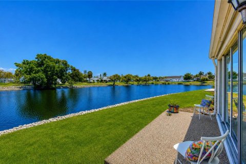 Condominio en venta en Bradenton, Florida, 2 dormitorios, 122.07 m2 № 2200370 - foto 22