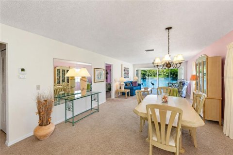 Condominio en venta en Bradenton, Florida, 2 dormitorios, 122.07 m2 № 2200370 - foto 13