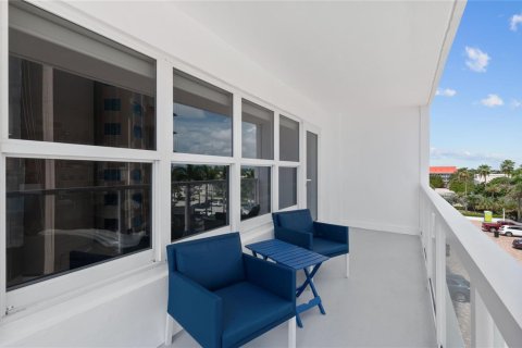 Copropriété à vendre à Fort Lauderdale, Floride: 2 chambres, 146.79 m2 № 2435499 - photo 27