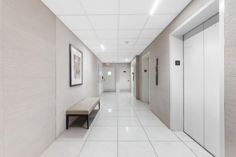 Copropriété à vendre à Fort Lauderdale, Floride: 2 chambres, 146.79 m2 № 2435499 - photo 29